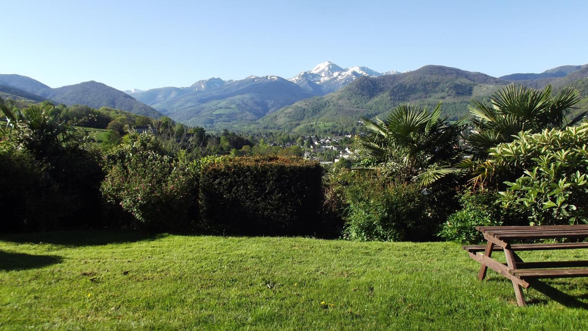 Chambres D'Hotes Le Belvedere Bagneres-de-Bigorre Bagian luar foto