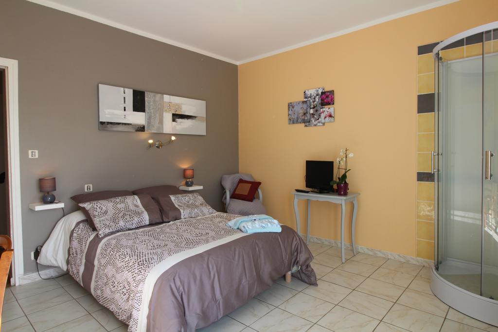 Chambres D'Hotes Le Belvedere Bagneres-de-Bigorre Bagian luar foto