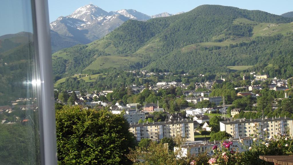 Chambres D'Hotes Le Belvedere Bagneres-de-Bigorre Bagian luar foto